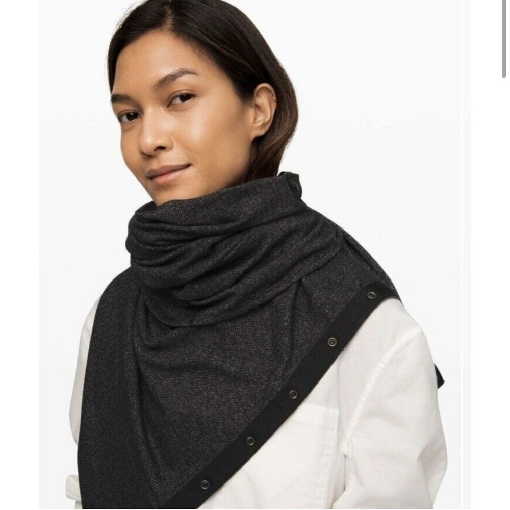 Lululemon Vinyasa Scarf Foulard Vinyasa
